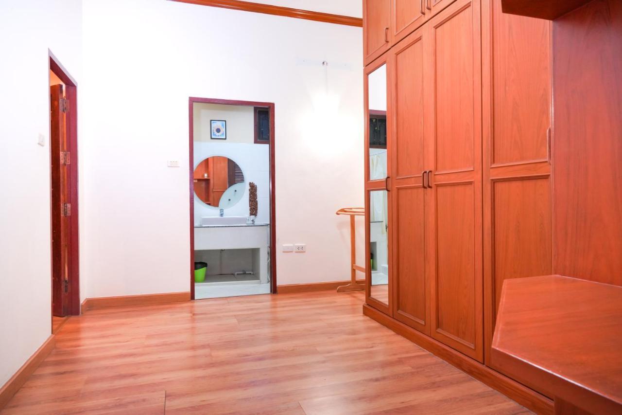 Guesthouse Phuket Airport Ban Bo Han Exteriör bild