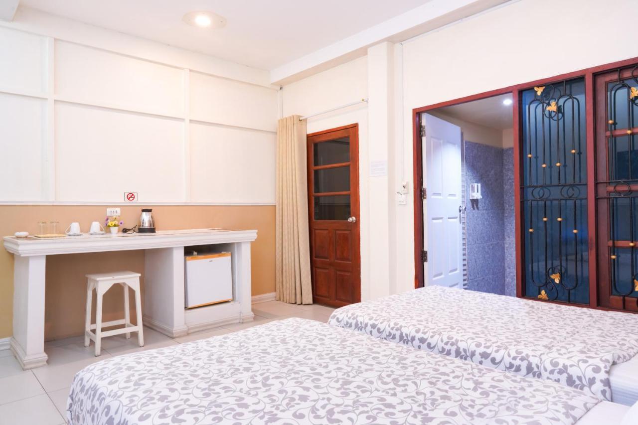 Guesthouse Phuket Airport Ban Bo Han Exteriör bild